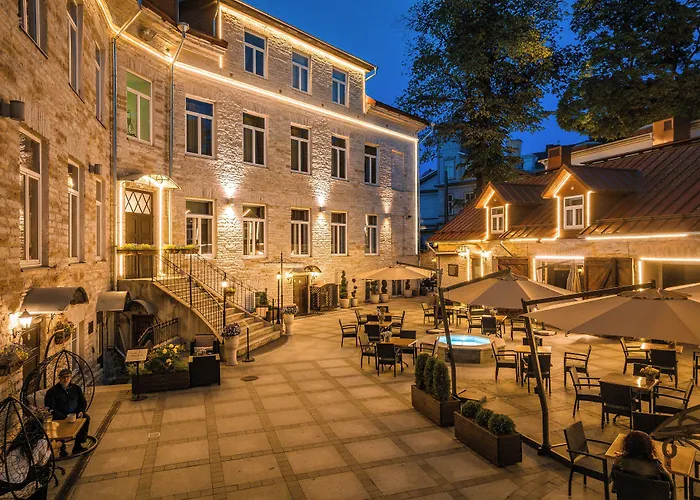 The Von Stackelberg 4*