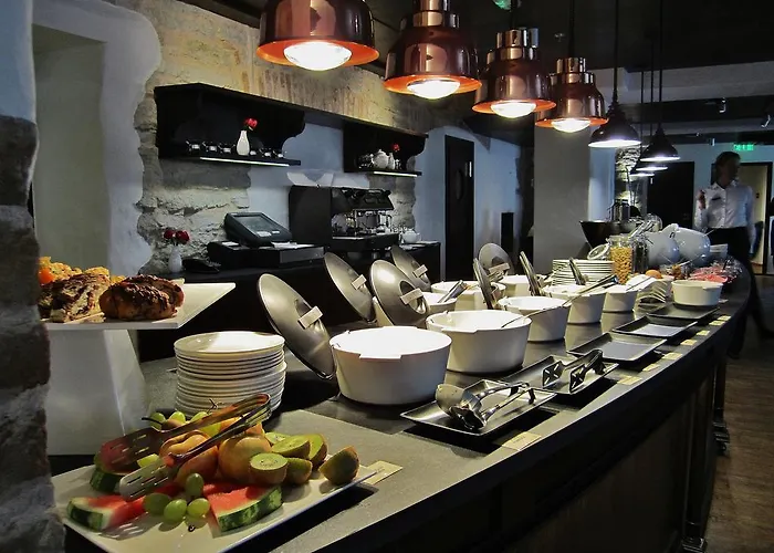 The Von Stackelberg Tallinn